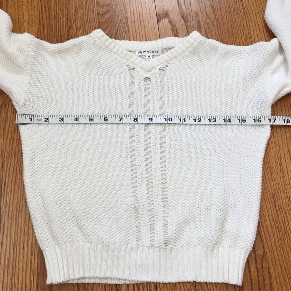 Nowadays Big Girls White Cotton Pull Over Knit Sweater - Picture 7 of 12